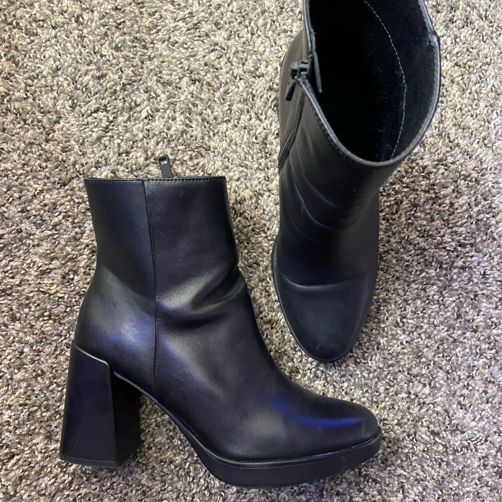 90s vintage leather boots